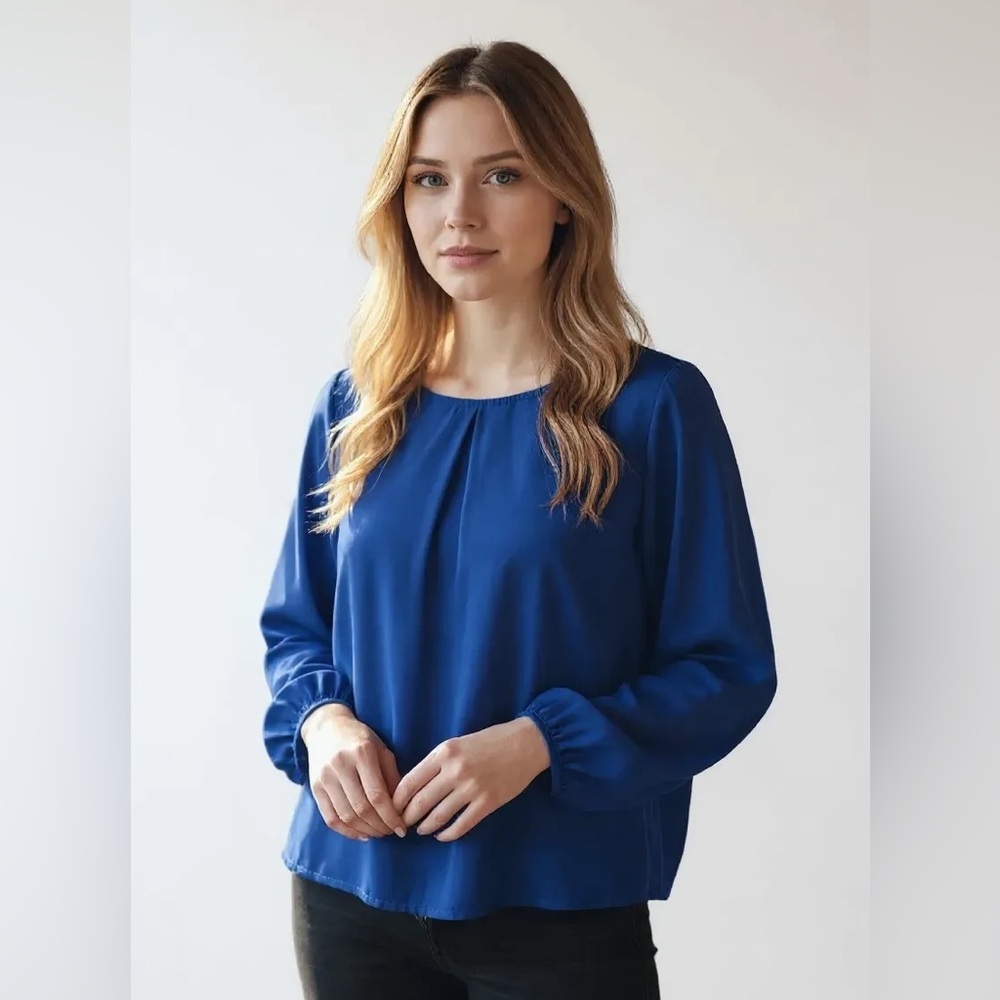 E Hanger M Cobalt Blue Cropped Blouse Buttons Up Back R $48